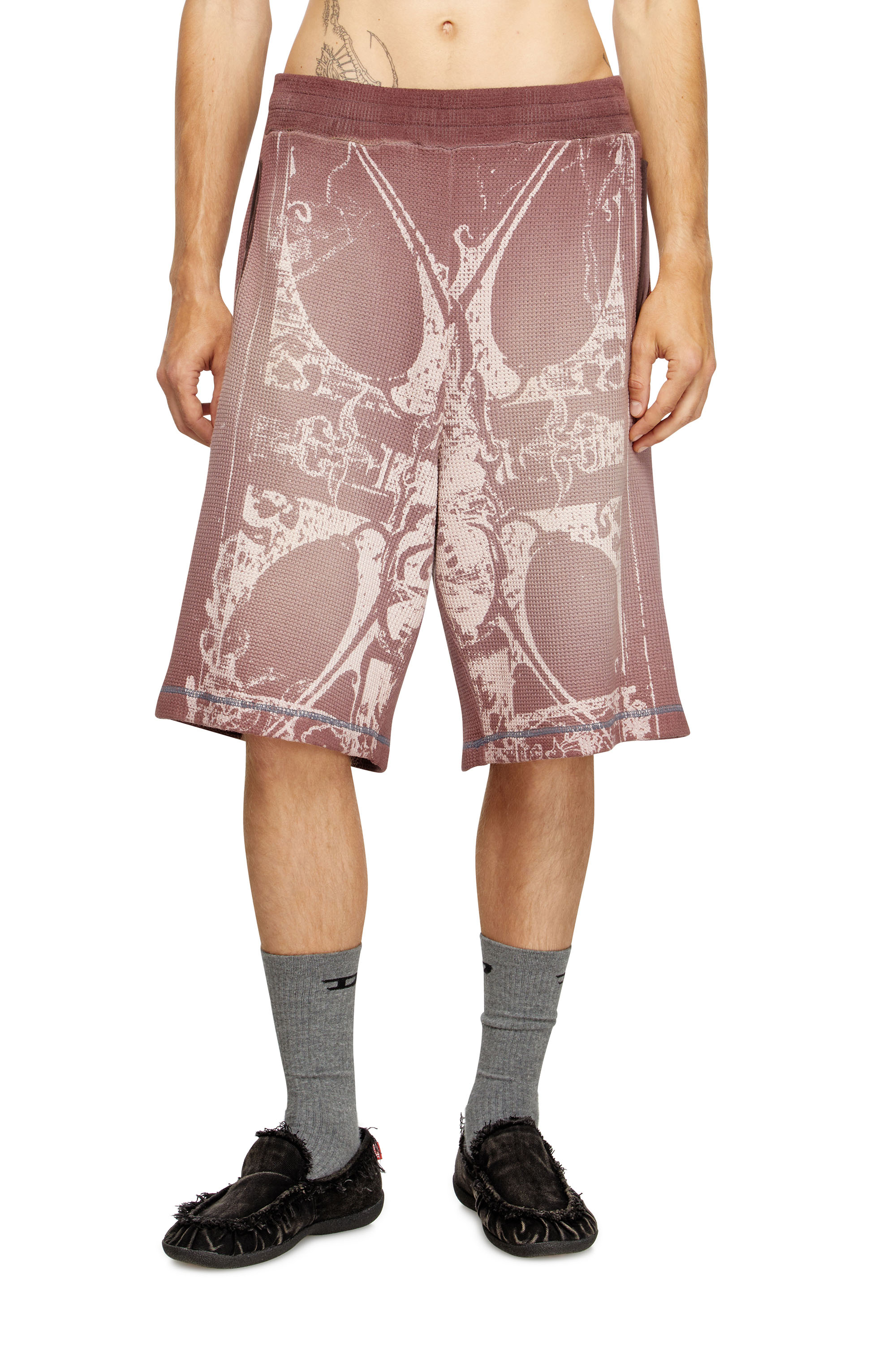 Diesel - P-WARKY-SHORT, Man's Waffle shorts with medieval print in Violet - 1